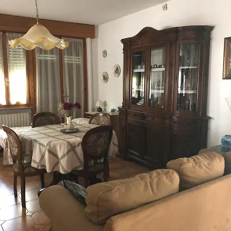 Rosella Completo Di Matrimoniale E 2 Letti Singoli 3* Villanuova sul clisi