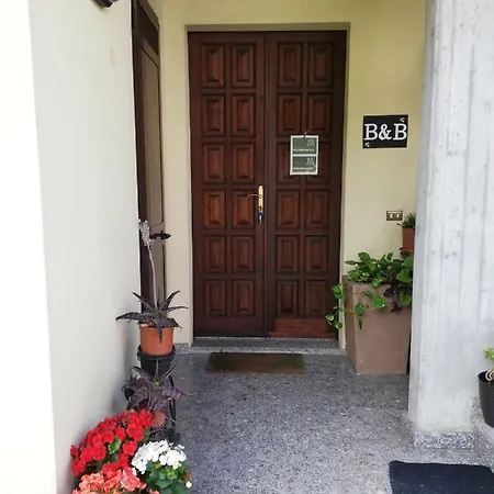 Rosella Completo Di Matrimoniale E 2 Letti Singoli * Villanuova sul clisi